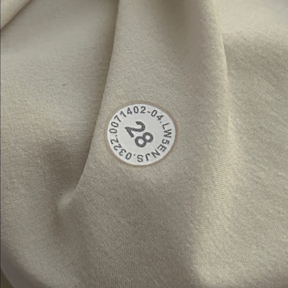 Lululemon 28 City Sleek 5 Pocket Wide-Leg High-Rise Pant Light Utilitech Ivory - Picture 9 of 9